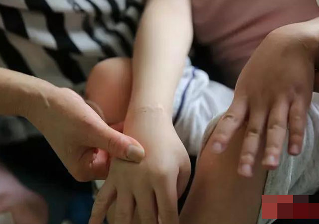 虐打男童被判刑.jpg