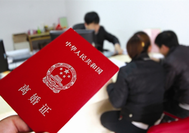離婚率連續(xù)上漲450.jpg