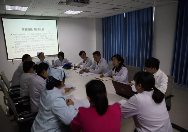 疫情報(bào)告1.jpg