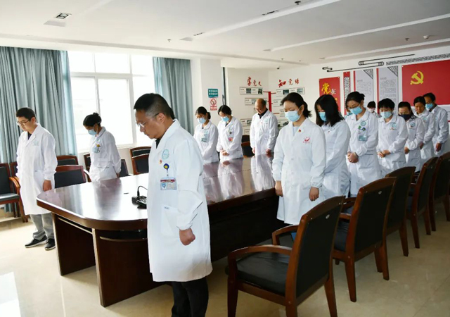 疫情期間犧牲的醫(yī)護人員2.jpg
