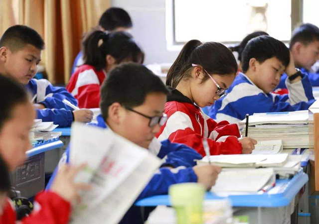 建議將兒童防性侵納入義務(wù)教育課2.jpg