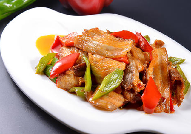 在重慶回鍋肉里吃到青椒報(bào)警1.jpg