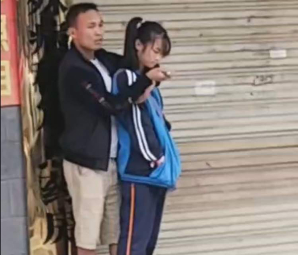 男子校門口持刀行兇致4學生受傷1.jpg
