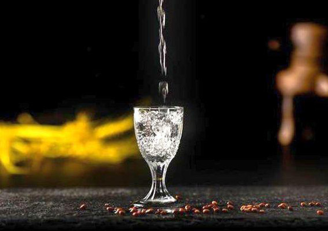 4種行為同桌飲酒者需承擔(dān)法律責(zé)任640.jpg