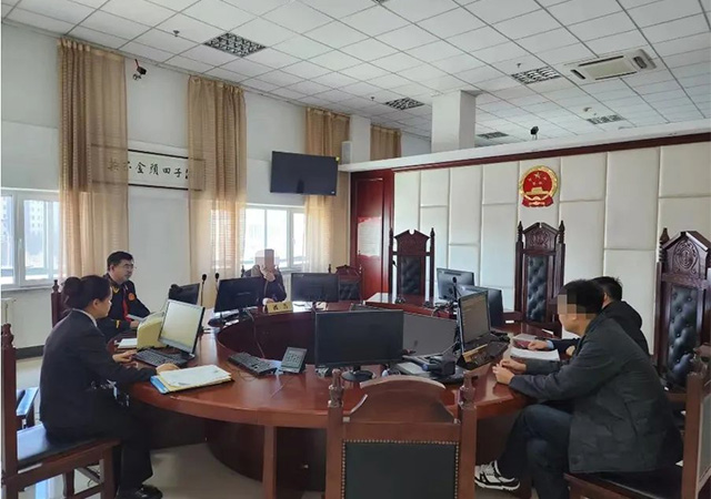 租賃期滿后房?jī)?nèi)一片狼藉.jpg