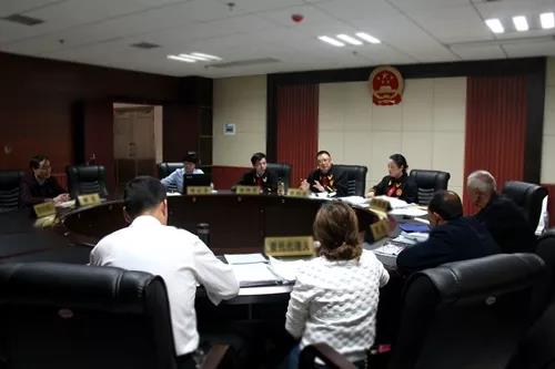 刑事會(huì)見(jiàn)