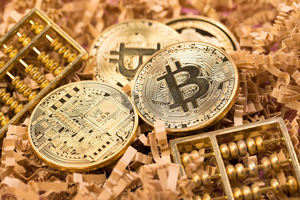 加強(qiáng)疫情金融支持