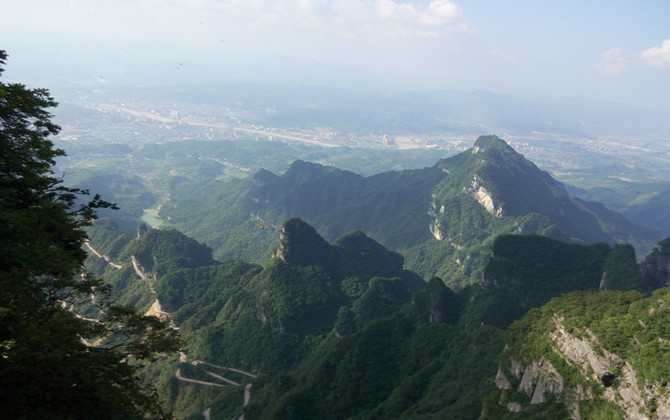 旅游中發(fā)生交通事故的賠償責任