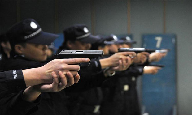 警察法修訂草案增設(shè)用槍規(guī)定 警察何時(shí)可以開槍,？
