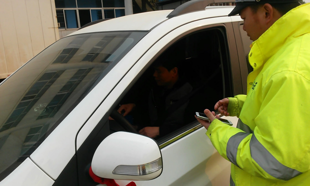 無證駕駛嚴重損壞重型車，帶您了解無證駕駛的處理