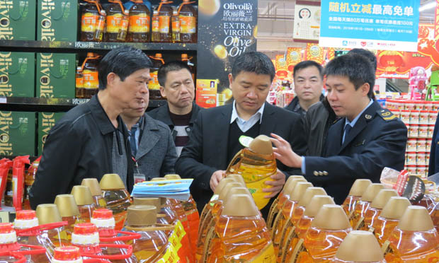 賴學佳代表：筑牢食品安全防線,，保障“舌尖上的安全”