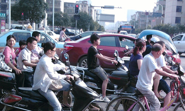 “禁電動車”須用《立法法》的尺子量量