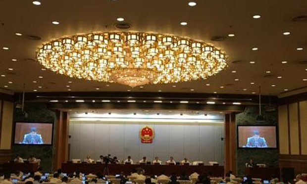 北京擬立法將“霾”列入氣象災害 應急處置可“交通管制”