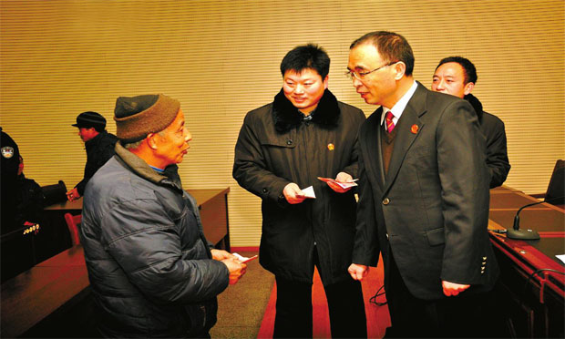 江蘇構(gòu)建“三位一體”欠薪舉報投訴平臺