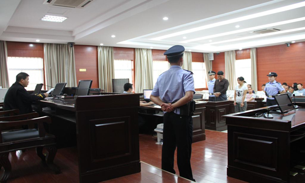 夫妻為逃債隱匿財產,，拒不執(zhí)行判決,、裁定會觸犯法律 ?