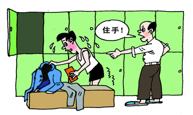女子商場(chǎng)里撿到手機(jī)拒還，因小失大觸犯刑法盜竊罪