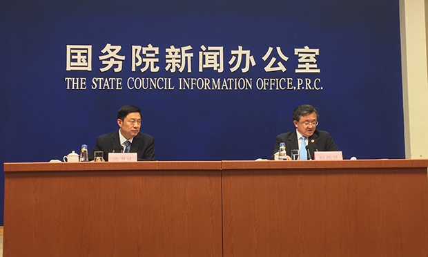 公務(wù)員不得兼任基金會,、社會服務(wù)機構(gòu)負(fù)責(zé)人