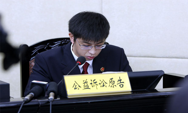 企業(yè)偷排廢酸致地下水鉛超標(biāo)7倍 南京市檢察院首提公益訴訟