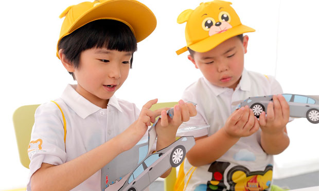 學(xué)生放假家長(zhǎng)上班：孩子監(jiān)護(hù)難題如何解決,？