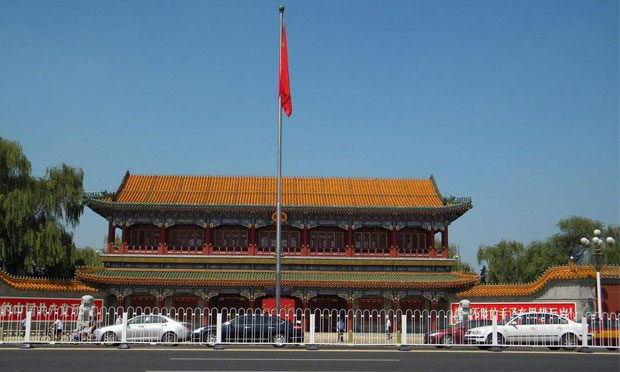 國務(wù)院再取消一批行政許可事項(xiàng)  政府部門不再對物業(yè)企業(yè)資質(zhì)認(rèn)定