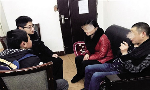 9歲男孩告媽媽家暴,，遭遇家暴如何申請人身保護(hù)令
