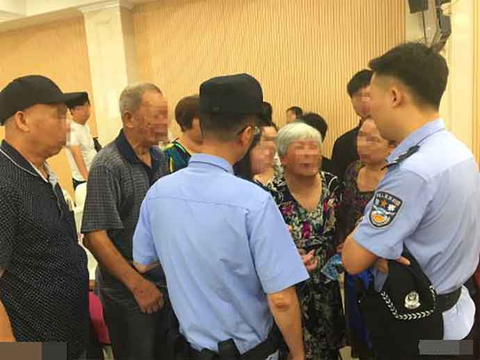 擾亂法庭秩序行為的處罰以及和妨害公務(wù)罪的區(qū)別